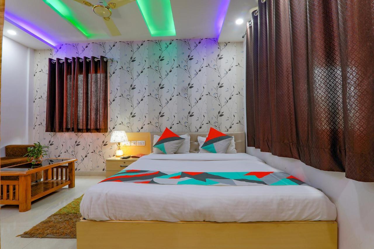 Fabexpress Moti Mahal Hotel Varanasi Exterior photo